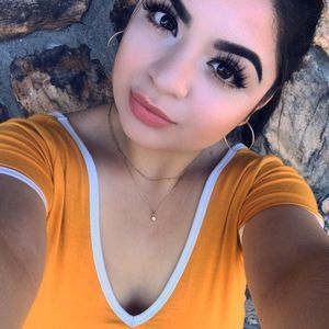 Meet your Posher, Ariana